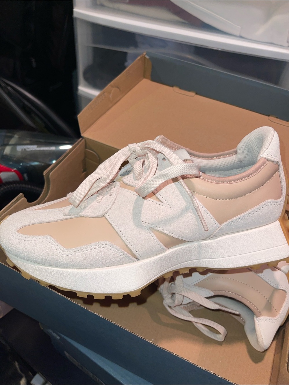New Balance Sneakers in Blush Pink & Cream - Picture 2 of 4